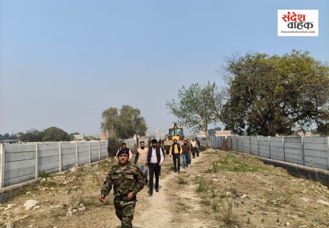 कानपुर में केडीए का 'बुलडोजर एक्शन', अहिरवा में 30 बीघे की अवैध प्लाटिंग जमींदोज