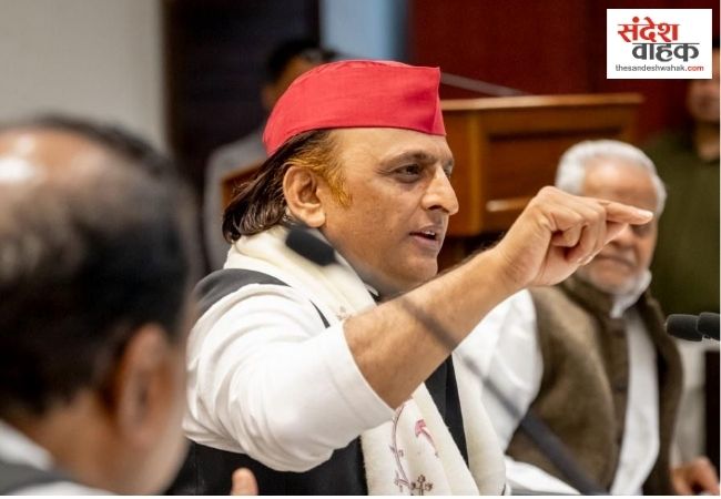 PDA दिवस पर अखिलेश का सियासी वार, बोले- 'जरूरी नहीं कि कलम जिसकी हो, लफ्ज भी उसी के हों'