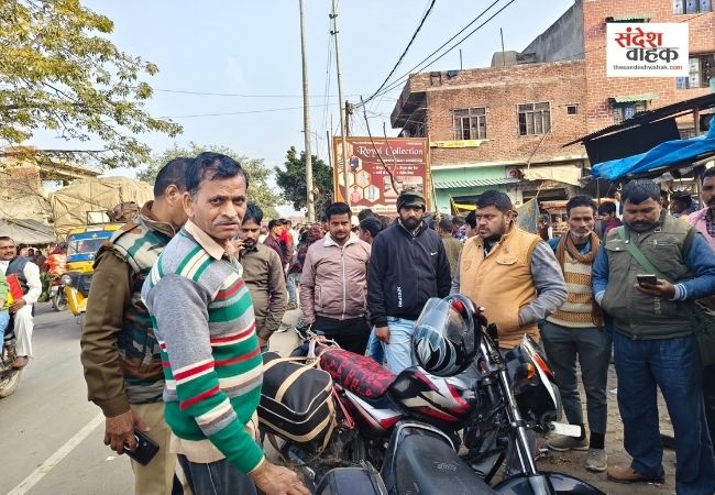 बरेली: रामनगर चौराहे पर टैंकर ने बाइक को रौंदा, महिला की मौके पर मौत, मासूम बच्चे घायल