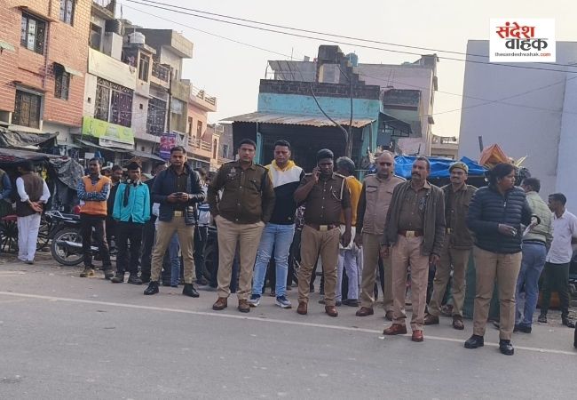 बरेली: रामनगर चौराहे पर टैंकर ने बाइक को रौंदा, महिला की मौके पर मौत, मासूम बच्चे घायल