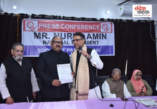 UP की राजनीति में 'सच्चे समाजवाद' की दस्तक