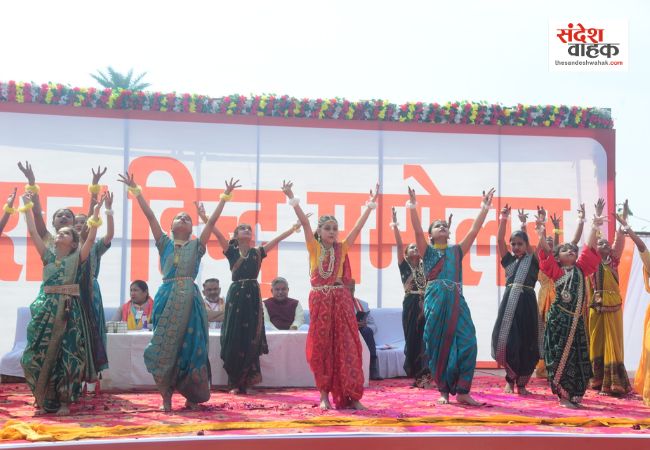 बरेली: आंवला में 'विराट हिंदू सम्मेलन' की गूंज, जाति-पाति भूलकर एक होने का संकल्प