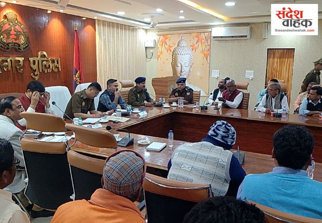 कुशीनगर में त्योहारों पर 'हुड़दंग' पड़ेगा भारी, डीएम की चेतावनी- कानून तोड़ा तो होगी जेल