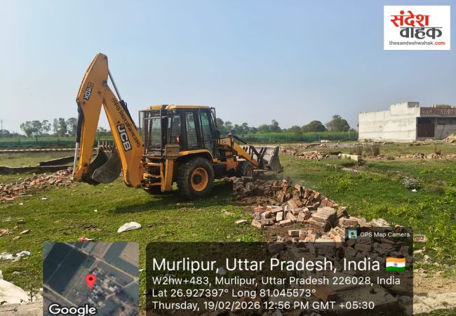 लखनऊ में LDA का एक्शन: गोमती नगर में 5 अवैध कार वर्कशॉप पर चला बुलडोजर