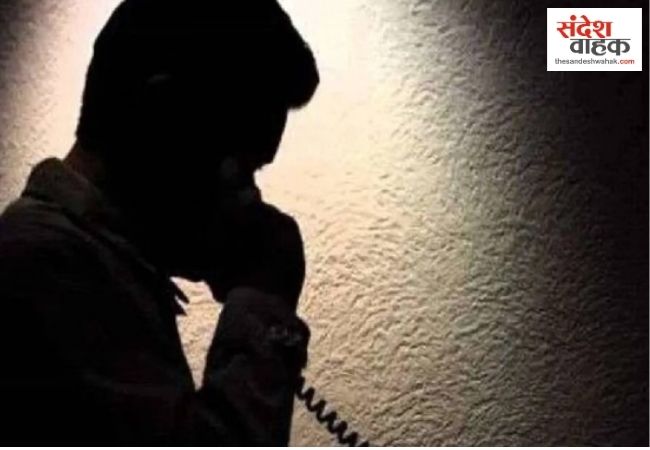 ‘हैलो, मैं जिलाधिकारी बोल रहा हूं...’, लखनऊ में बुजुर्ग श्रमिक से ठगे 9 लाख, जांच शुरू