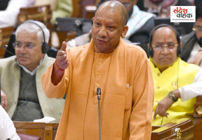 UP बजट सत्र: विधान परिषद में विपक्ष पर भड़के सीएम योगी, केशव मौर्य ने अखिलेश यादव पर कसा तंज