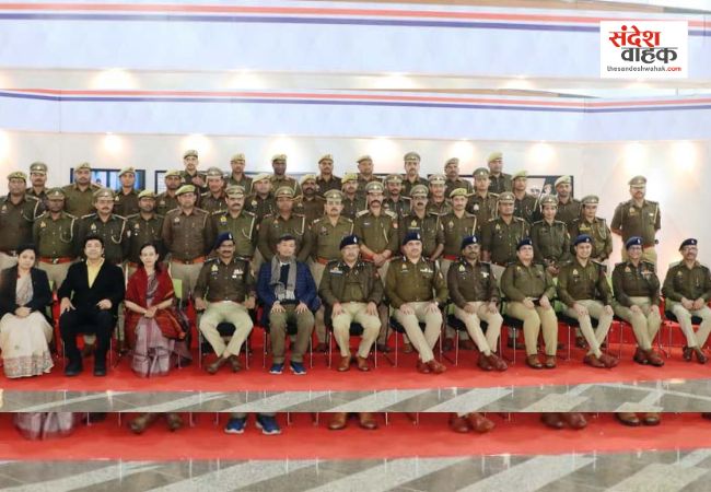 UP पुलिस बनेगी और भी 'स्मार्ट': DGP बोले- वर्दी की छवि व्यवहार से बनती है