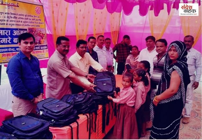 Siddharthnagar News: हमारा आंगन-हमारे बच्चे कार्यक्रम का आयोजन, शिक्षा और स्वास्थ्य से जुड़े मुद्दों पर हुई चर्चा