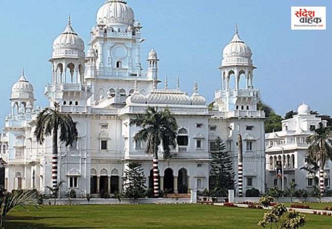 KGMU: महिला आईएएस ने फंसाया सौ करोड़ की खरीद में पेंच