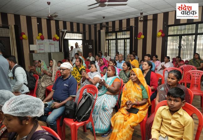 Lucknow News: विकास भवन में खुली प्रदेश की पहली सौर ऊर्जा संचालित कैंटीन, महिलाएं होंगी आत्मनिर्भर