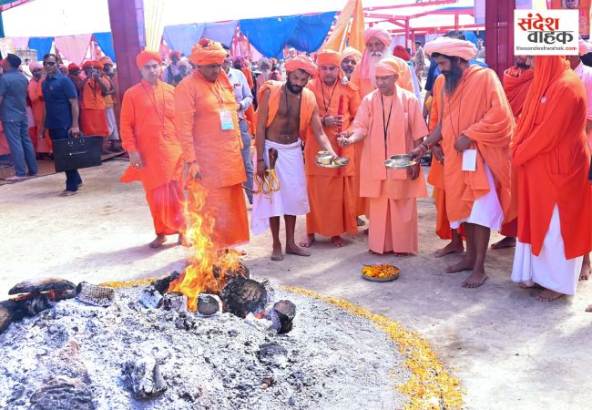 जो मुकाबला नहीं कर पाए, अफवाहों के जरिए अराजकता-अव्यवस्था फैला रहेः सीएम योगी