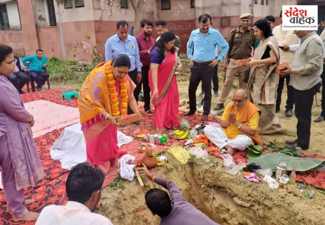 Siddharthnagar News: सिद्धार्थनगर विश्वविद्यालय में कला संकाय भवन के विस्तार का हुआ भूमि पूजन
