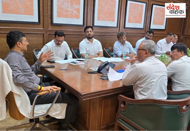 Lucknow News: 1 अप्रैल से स्कूली वाहनों की फिटनेस के लिए चलेगा विशेष अभियान, मंडलायुक्त ने दिए सख्त निर्देश