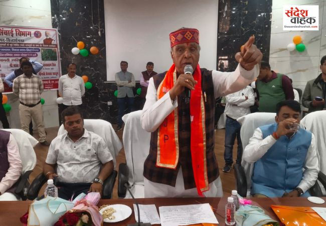 Siddharthnagar News: सांसद जगदम्बिका पाल ने किसानों में बांटे 286 पंपसेट, खेती की लागत घटाने के लिए सरकार दे रही बड़ी सब्सिडी