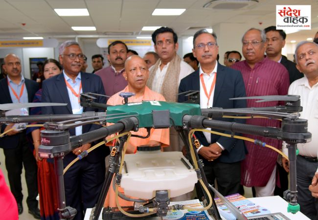 सीएम योगी ने सॉफ्टवेयर टेक्नोलॉजी पार्क के गोरखपुर सेंटर का किया उद्घाटन