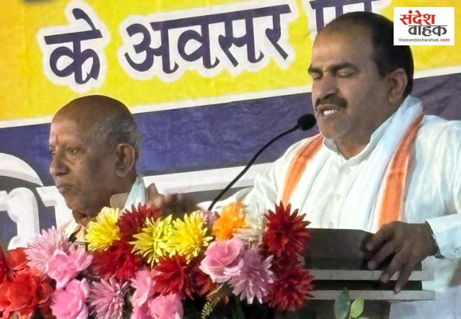 कुशीनगर: हाटा में गूंजा 'जय श्रीराम', पूर्व विधायक पवन केडिया ने किया कार्यकर्ताओं का सम्मान