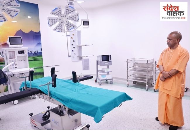 ग्रेटर नोएडा: कपिल देव के साथ CM योगी ने किया सुपर स्पेशियलिटी अस्पताल का आगाज