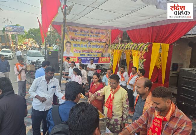 Kushinagar News: पडरौना में रामनवमी की धूम, 'जय श्रीराम' के उद्घोष से गूंजी नगर की गलियां