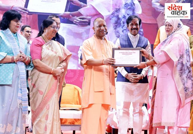 International Women's Day: मुख्यमंत्री योगी बोले- 'सीता और दुर्गा जैसी महिलाएं ही हैं नए यूपी की पहचान'