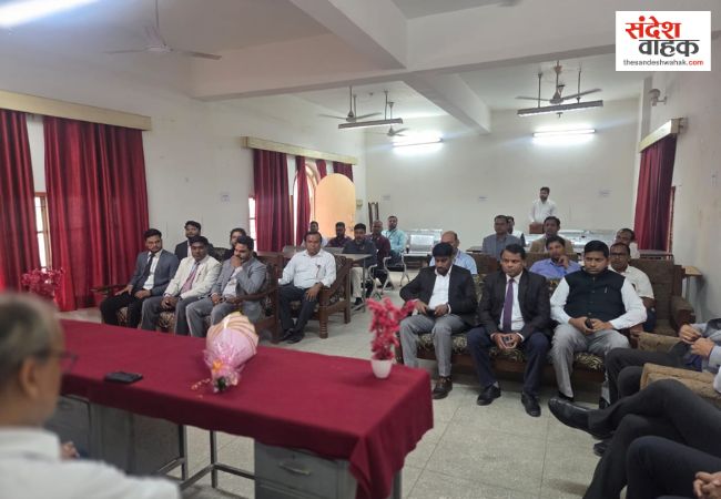 Siddharthnagar News: दीवानी न्यायालय परिसर की कैंटीन और दुकानों की नीलामी 24 मार्च को, ऐसे उठाएं लाभ