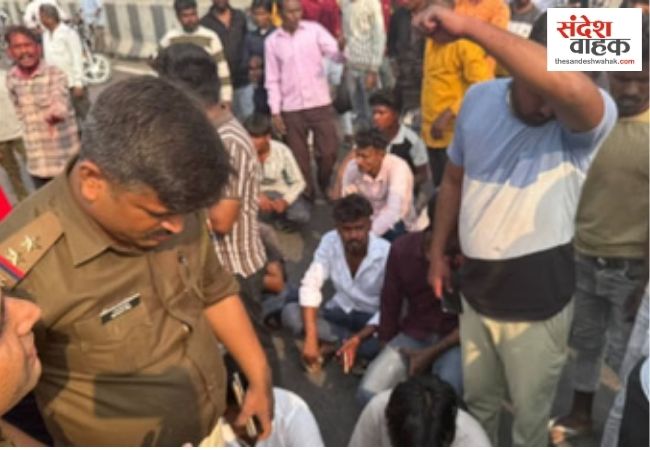 लखनऊ: किसान पथ पर बुलेट और XUV की भीषण टक्कर, दो की मौत, ग्रामीणों ने लगाया जाम