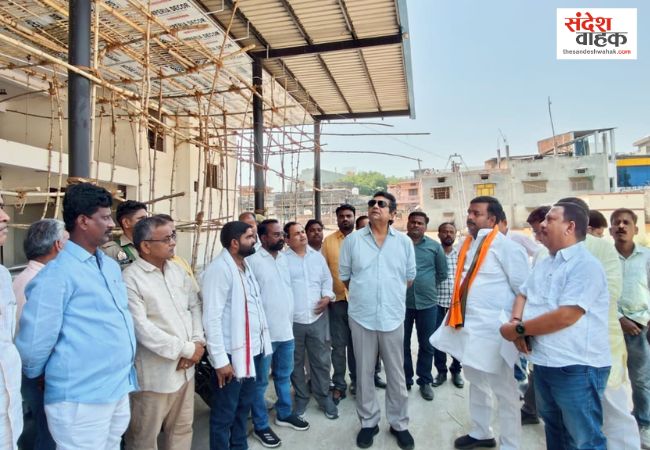 Kushinagar News: पडरौना रोडवेज बस स्टेशन का काम अंतिम चरण में, आरपीएन सिंह ने दिए ये निर्देश