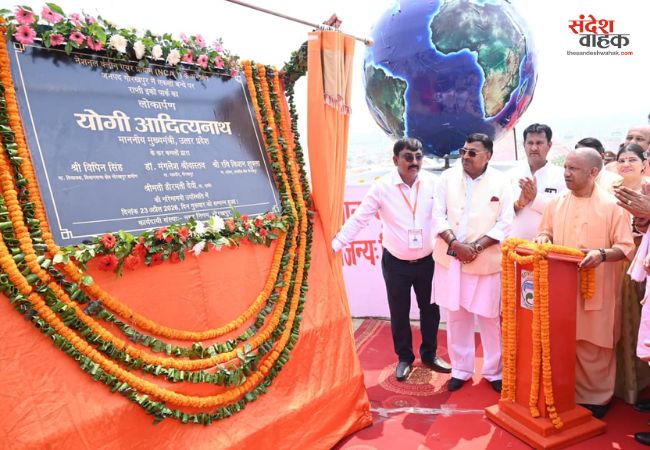 सीएम योगी ने गोरखपुर को दी 497 विकास परियोजनाओं की सौगात