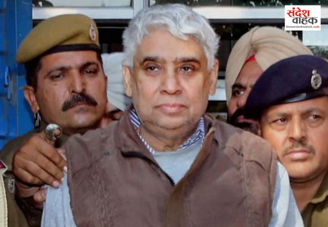 हाई कोर्ट ने संत रामपाल को देशद्रोह के मामले में दी जमानत, 11 साल बाद जेल से आएंगे बाहर