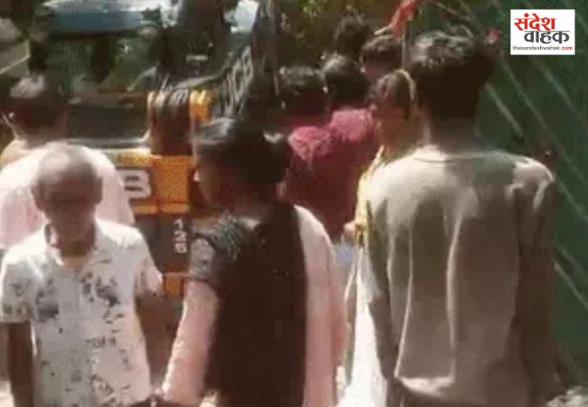 Lucknow News: अलीगंज में मासूम के ऊपर गिरी पुरानी दीवार, मलबे में दबने से तोड़ा दम