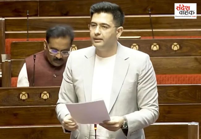 राघव चड्ढा को केंद्र ने दी सिक्योरिटी, तो AAP के भीतर तेज हुए बगावत के सुर