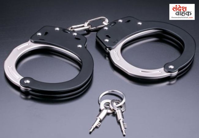 Jhansi News: किशोरी से दरिंदगी और हत्या के आरोपियों को पुलिस ने मुठभेड़ में किया गिरफ्तार