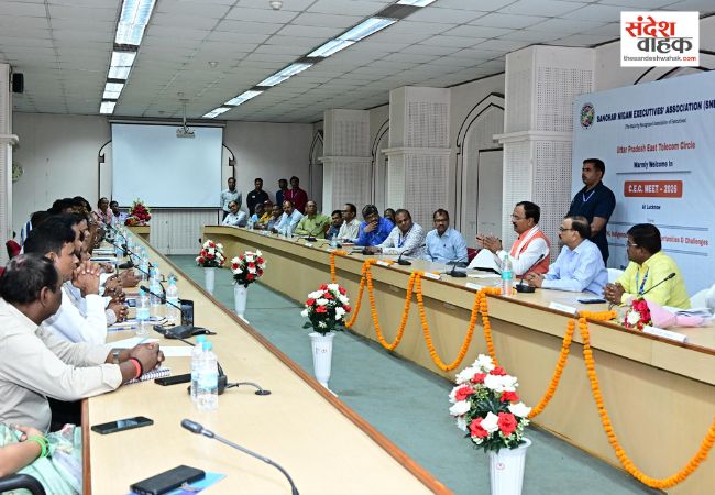 डिजिटल इंडिया को गांव-गांव पहुंचाने वाले दूरसंचार अधिकारियों का योगदान अतुलनीय: केशव प्रसाद मौर्य