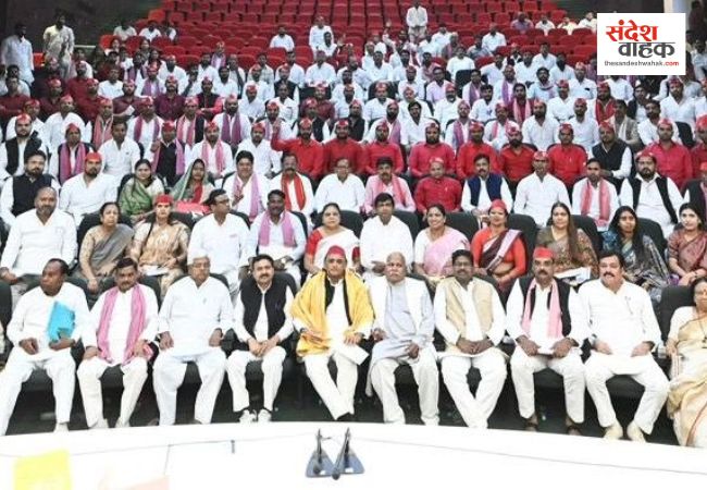 'भाजपा एक संगठित गिरोह', अखिलेश यादव ने सपा कार्यकर्ताओं को दिया बूथ जीतो मंत्र