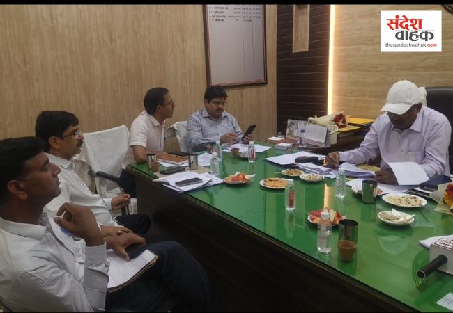 Siddharthnagar News: मानकों में फेल हुए तो थमेगा स्कूल बसों के पहिया, DTC राज कुमार सिंह ने दी चेतावनी
