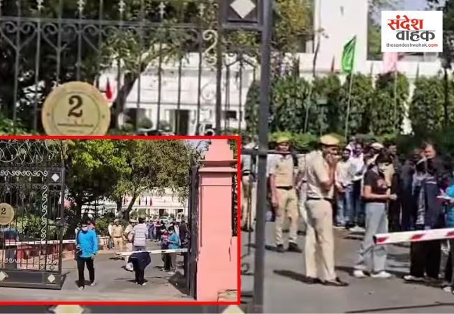 दिल्ली विधानसभा की सुरक्षा में चूक, UP नंबर की कार ने तोड़ा गेट, स्पीकर की गाड़ी पर फेंकी स्याही