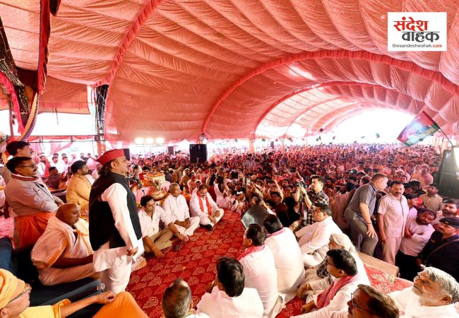 इटावा पहुंचे अखिलेश यादव ने उठाया जातीय जनगणना का मुद्दा, बोले- भाजपा PDA विरोधी