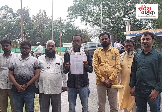 Siddharthnagar News: दहेज की बलि चढ़ी विवाहिता! पिता ने कहा- एक लाख रुपये के लिए कर दी बेटी की हत्या