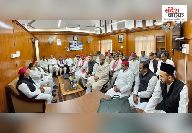 'महिला आरक्षण के नाम पर जनगणना और पिछड़ों का हक चुरा रही भाजपा', अखिलेश यादव का बीजेपी पर हमला
