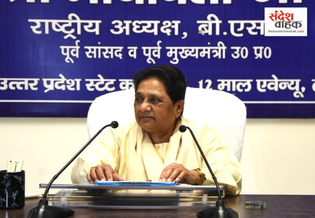 UP Politics: फुले जयंती पर मायावती का सियासी वार, सपा के PDA को बताया 'अति-दुखद चेहरा'