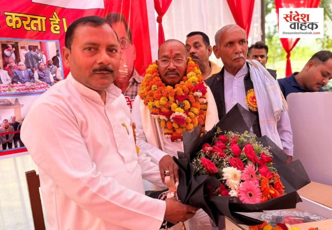 Amethi News: शिक्षा से ही स्वस्थ समाज का निर्माण संभव, 'स्कूल चलो अभियान' के तहत पूर्व विधायक ने भरी हुंकार