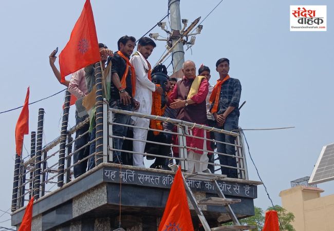 आंवला में महाराणा प्रताप की 486वीं जयंती पर निकाली गई भव्य शौर्य यात्रा