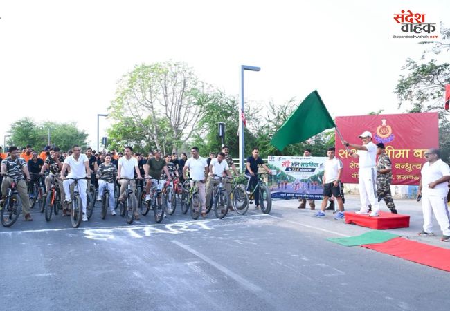 लखनऊ में एसएसबी की फिट इंडिया साइकिल रैली का शानदार आयोजन