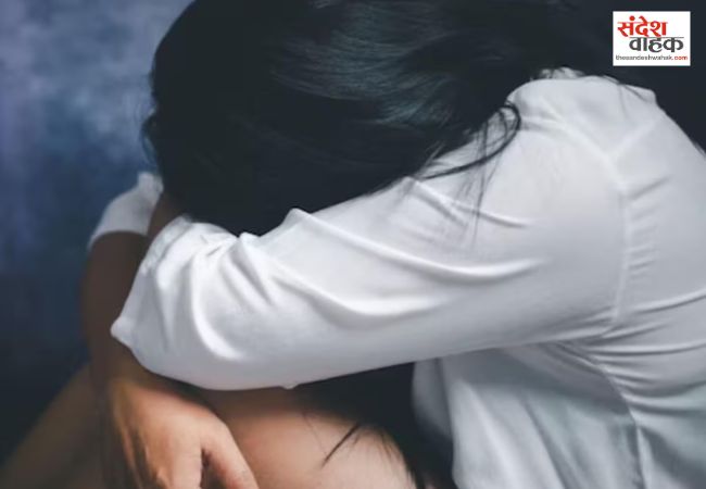 सीडीएस की छात्रा से रिश्ते के मामा ने रिवॉल्वर दिखाकर कार में किया रेप, गिरफ्तार
