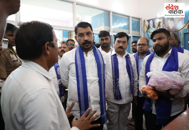 यूपी फतह के लिए चंद्रशेखर आजाद ने लखनऊ से फूंका बिगुल