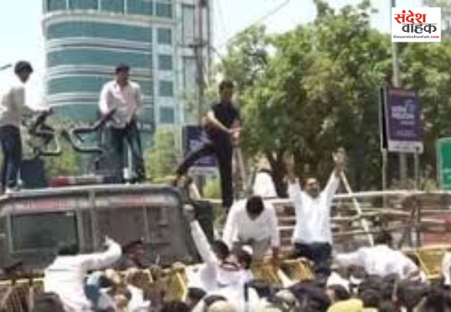 नीट पेपर लीक को लेकर जयपुर की सड़कों पर कांग्रेस का हल्लाबोल, दिल्ली में संसदीय कमेटी के सामने तलब हुए NTA चीफ