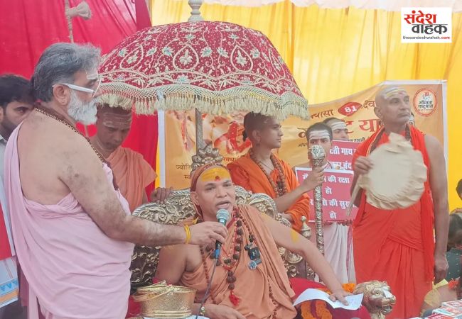 अविमुक्तेश्वरानंद ने गोरखपुर से शुरू की गविष्टी यात्रा, बोले- गौ रक्षा के लिए दिखाएं उंगली की ताकत