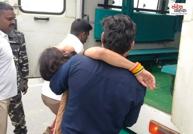 सिद्धार्थनगर: 'सेवा, सुरक्षा और बंधुत्व' की मिसाल, SSB जवानों ने सड़क पर तड़पती महिला की बचाई जान