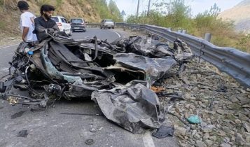 Himachal के चंबा में भीषण सड़क हादसा, 500 फीट गहरी खाई में गिरी बोलेरो, 7 की मौत