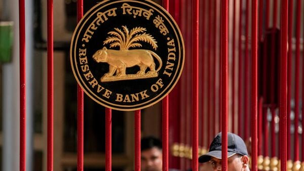 RBI MPC 2026: ब्याज दरों पर RBI का बड़ा फैसला, रेपो रेट 5.25% पर बरकरार