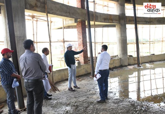 कपिलवस्तु विकास परियोजना में सुस्ती देख भड़के जिलाधिकारी
